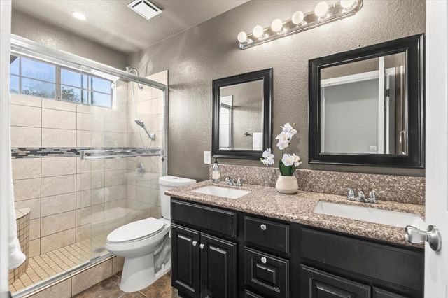 1044 Andy Cir, Sacramento, CA 95838