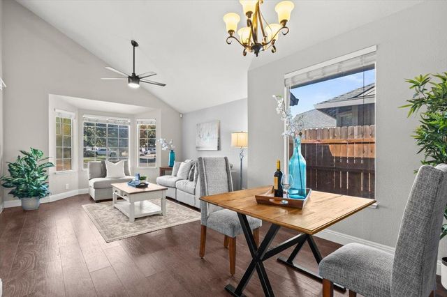 1044 Andy Cir, Sacramento, CA 95838