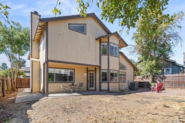 1044 Andy Cir, Sacramento, CA 95838