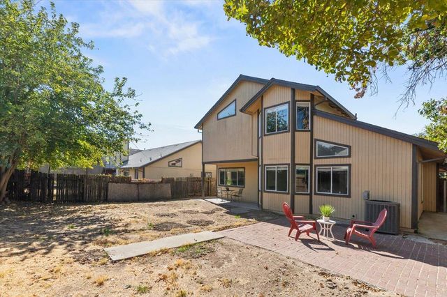1044 Andy Cir, Sacramento, CA 95838