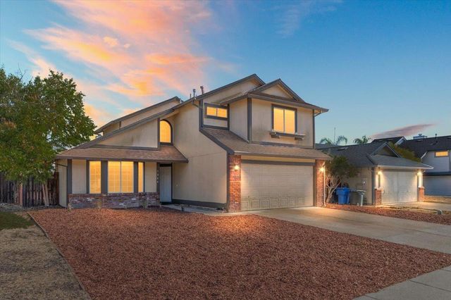 1044 Andy Cir, Sacramento, CA 95838