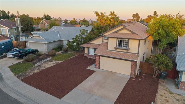 1044 Andy Cir, Sacramento, CA 95838