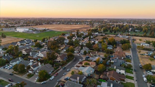 1044 Andy Cir, Sacramento, CA 95838