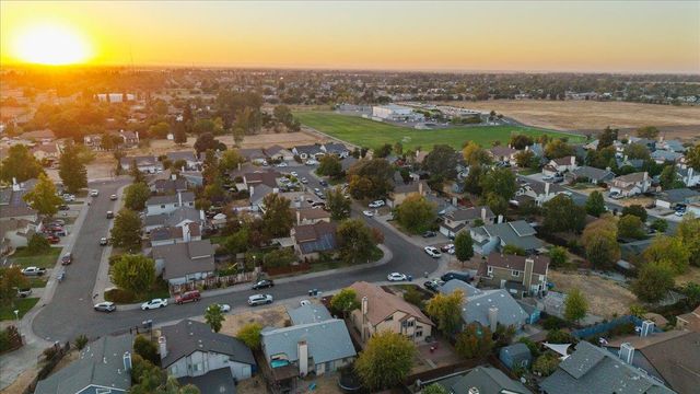 1044 Andy Cir, Sacramento, CA 95838