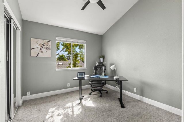 1044 Andy Cir, Sacramento, CA 95838