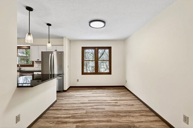 2700 Crestwood Circle, Hopkins, MN 55305