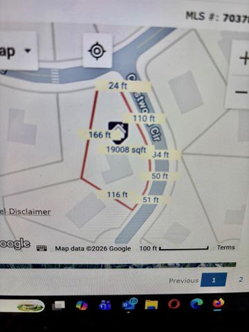 2700 Crestwood Circle, Hopkins, MN 55305