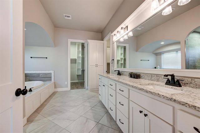 3117 Colton Drive, Edmond, OK 73013