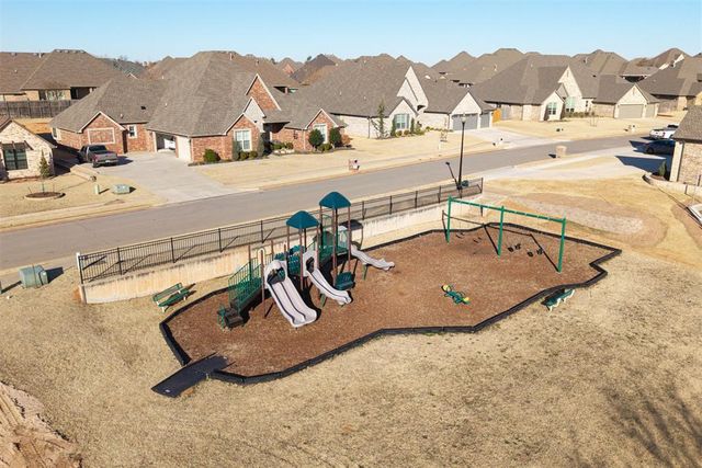 3117 Colton Drive, Edmond, OK 73013