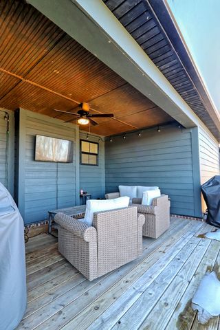 2114 Alpine Dr, Columbia, TN 38401