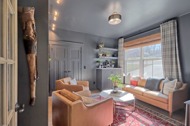 2114 Alpine Dr, Columbia, TN 38401