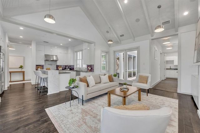 501 HENKEL CIRCLE, Winter Park, FL 32789