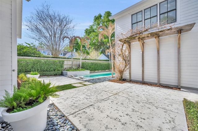 501 HENKEL CIRCLE, Winter Park, FL 32789