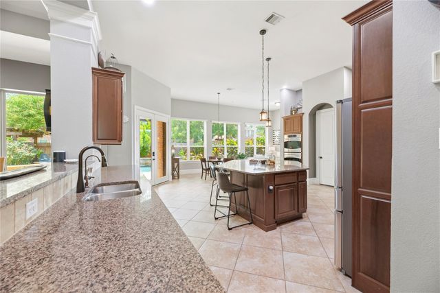 6115 Duke Trail Lane, Sugar Land, TX 77479