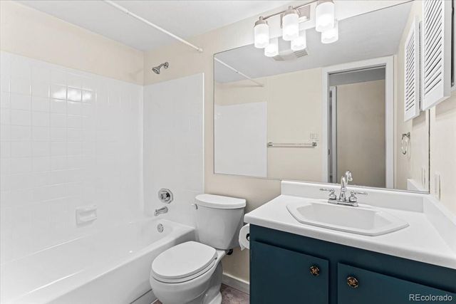 4400 S Quebec Street B105, Denver, CO 80237