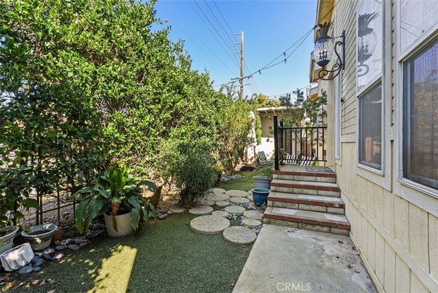 80 Huntington 402, Huntington Beach, CA 92648