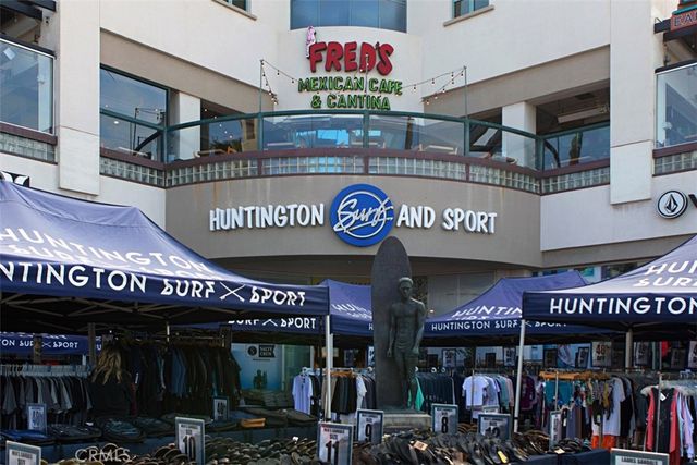 80 Huntington 402, Huntington Beach, CA 92648