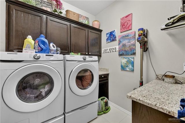 908 W Iroquois Avenue, Pharr, TX 78577