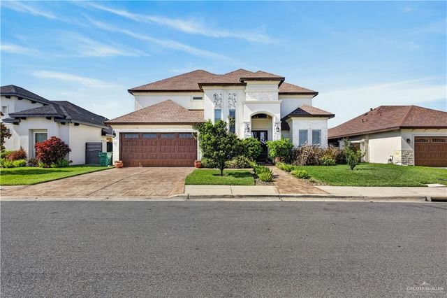 908 W Iroquois Avenue, Pharr, TX 78577