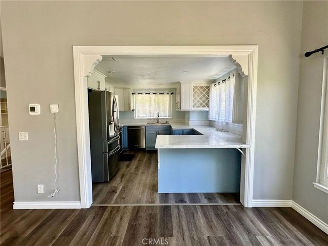 46 Meadowlark, Oak Park, CA 91377