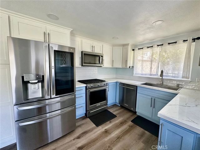 46 Meadowlark, Oak Park, CA 91377