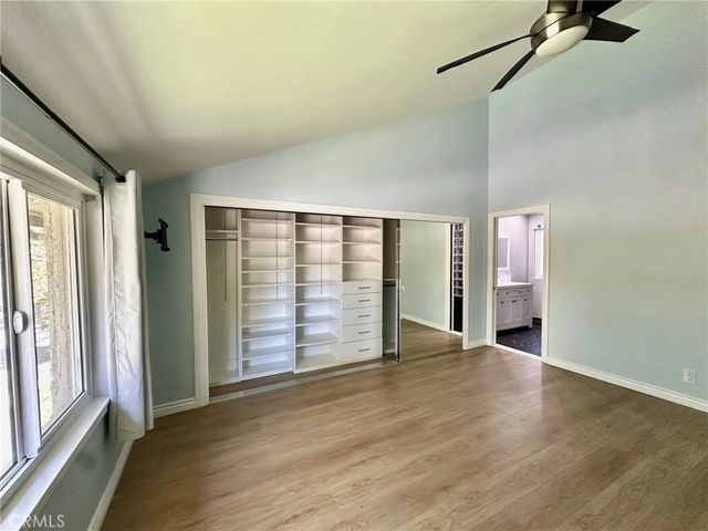 46 Meadowlark, Oak Park, CA 91377