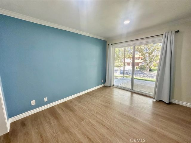 46 Meadowlark, Oak Park, CA 91377