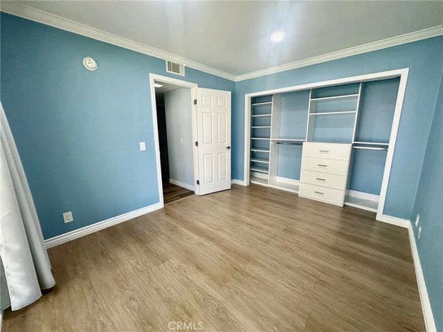 46 Meadowlark, Oak Park, CA 91377