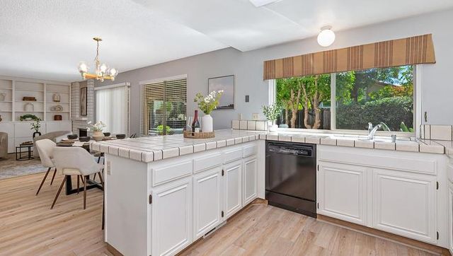 9 Bliss River Ct, Sacramento, CA 95831