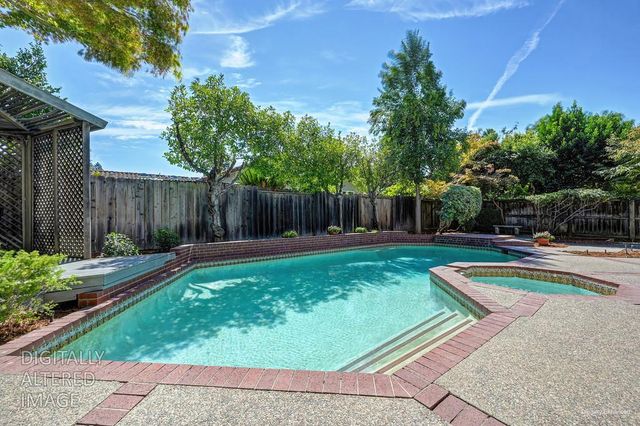 9 Bliss River Ct, Sacramento, CA 95831