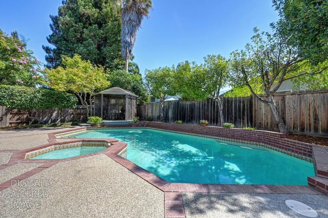 9 Bliss River Ct, Sacramento, CA 95831