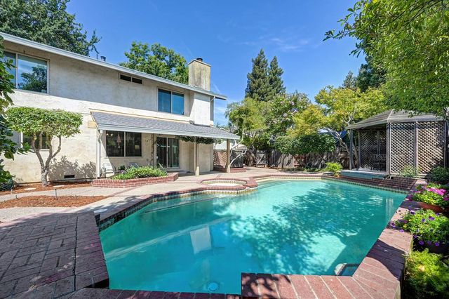 9 Bliss River Ct, Sacramento, CA 95831