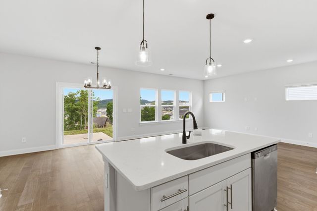 4936 Trail Ridge Ct, Nashville, TN 37207