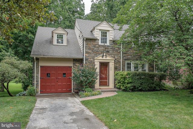 525 W BEECHTREE LN, Wayne, PA 19087