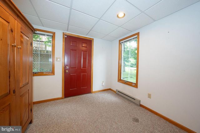 525 W BEECHTREE LN, Wayne, PA 19087