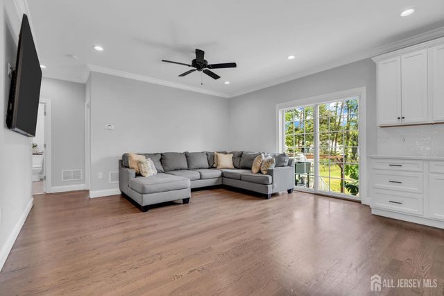 1431-2038 Greenwood Drive, Piscataway, NJ 08854