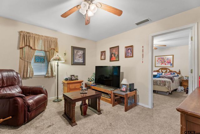 203 Pecan St, Rusk, TX 75785