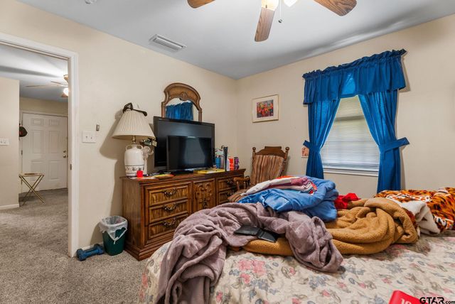 203 Pecan St, Rusk, TX 75785