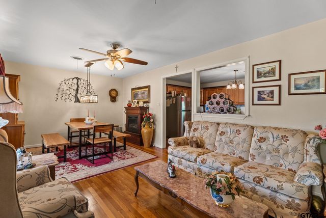 203 Pecan St, Rusk, TX 75785