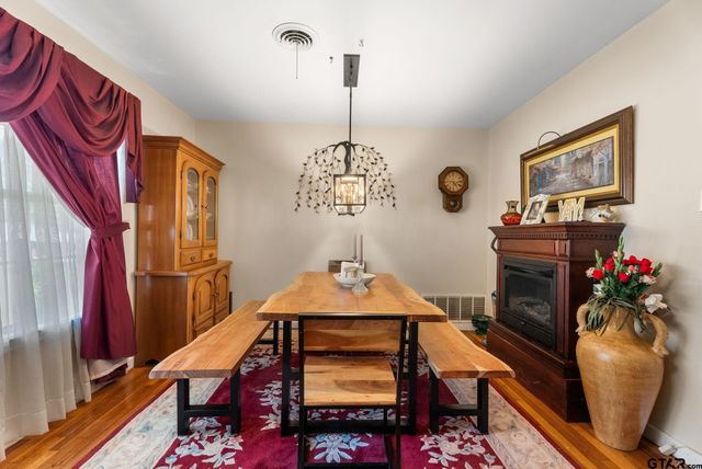 203 Pecan St, Rusk, TX 75785