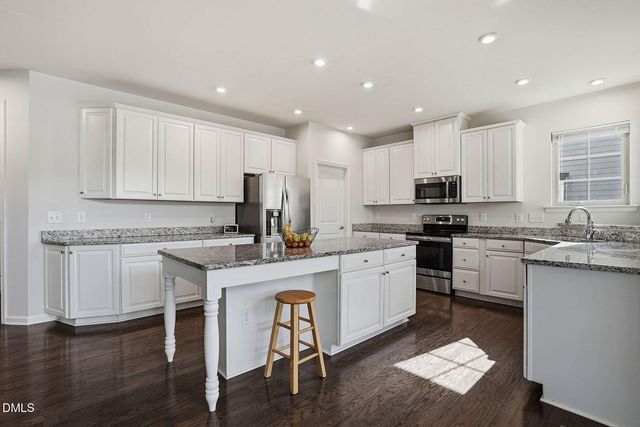 3525 Regent Pines Drive, New Hill, NC 27562