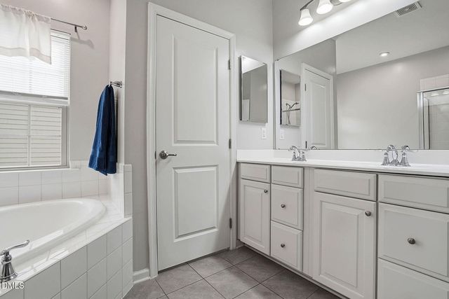 3525 Regent Pines Drive, New Hill, NC 27562