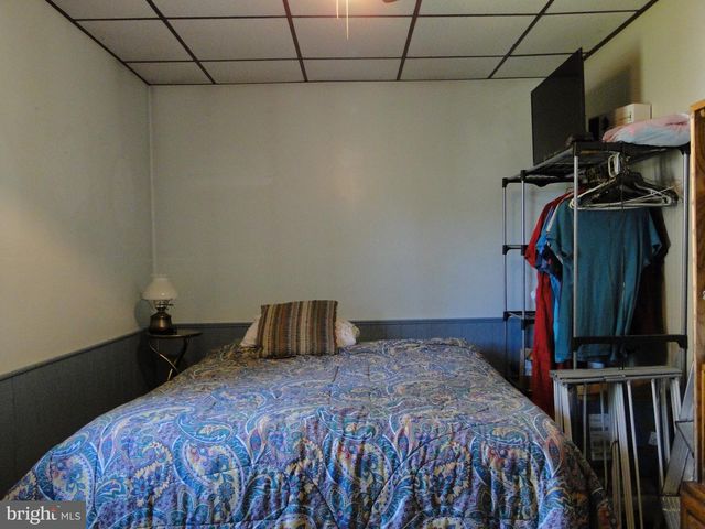 817 BLOOMING GLEN RD, Blooming Glen, PA 18911