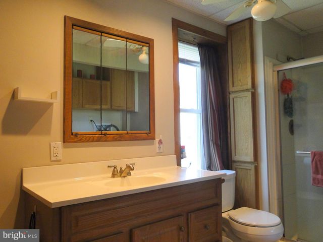 817 BLOOMING GLEN RD, Blooming Glen, PA 18911