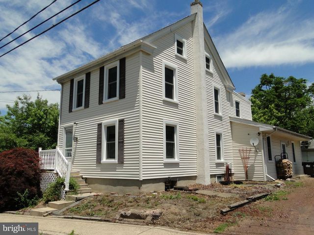 817 BLOOMING GLEN RD, Blooming Glen, PA 18911