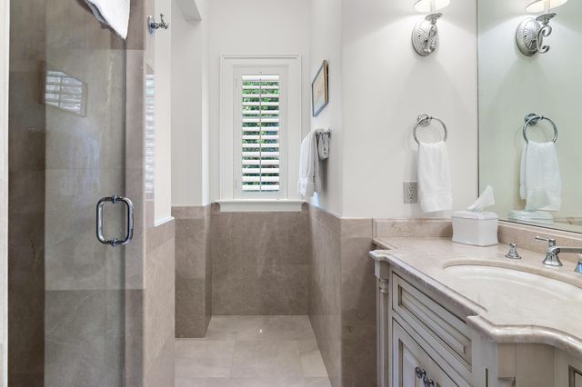 609 Lagoon Drive, Destin, FL 32541