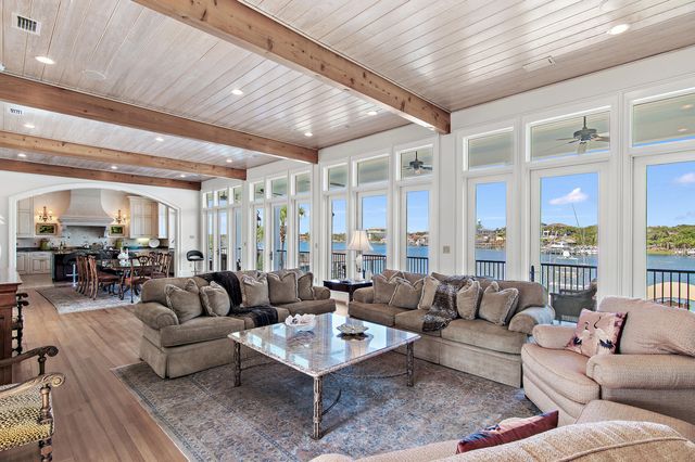 609 Lagoon Drive, Destin, FL 32541