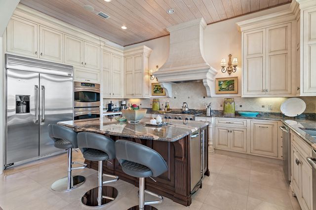 609 Lagoon Drive, Destin, FL 32541