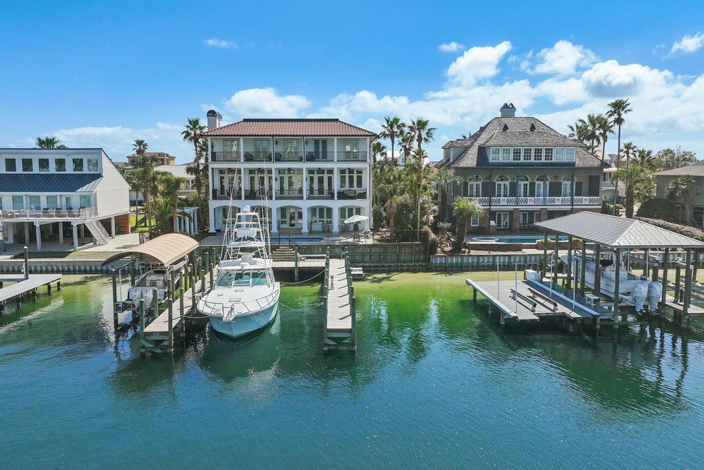 609 Lagoon Drive, Destin, FL 32541