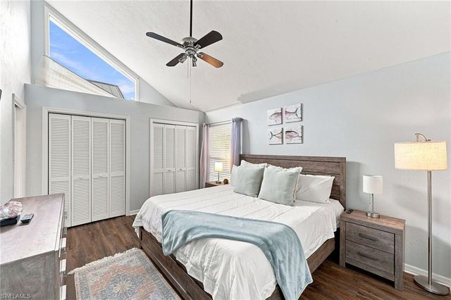 862 97th AVE N, Naples, FL 34108